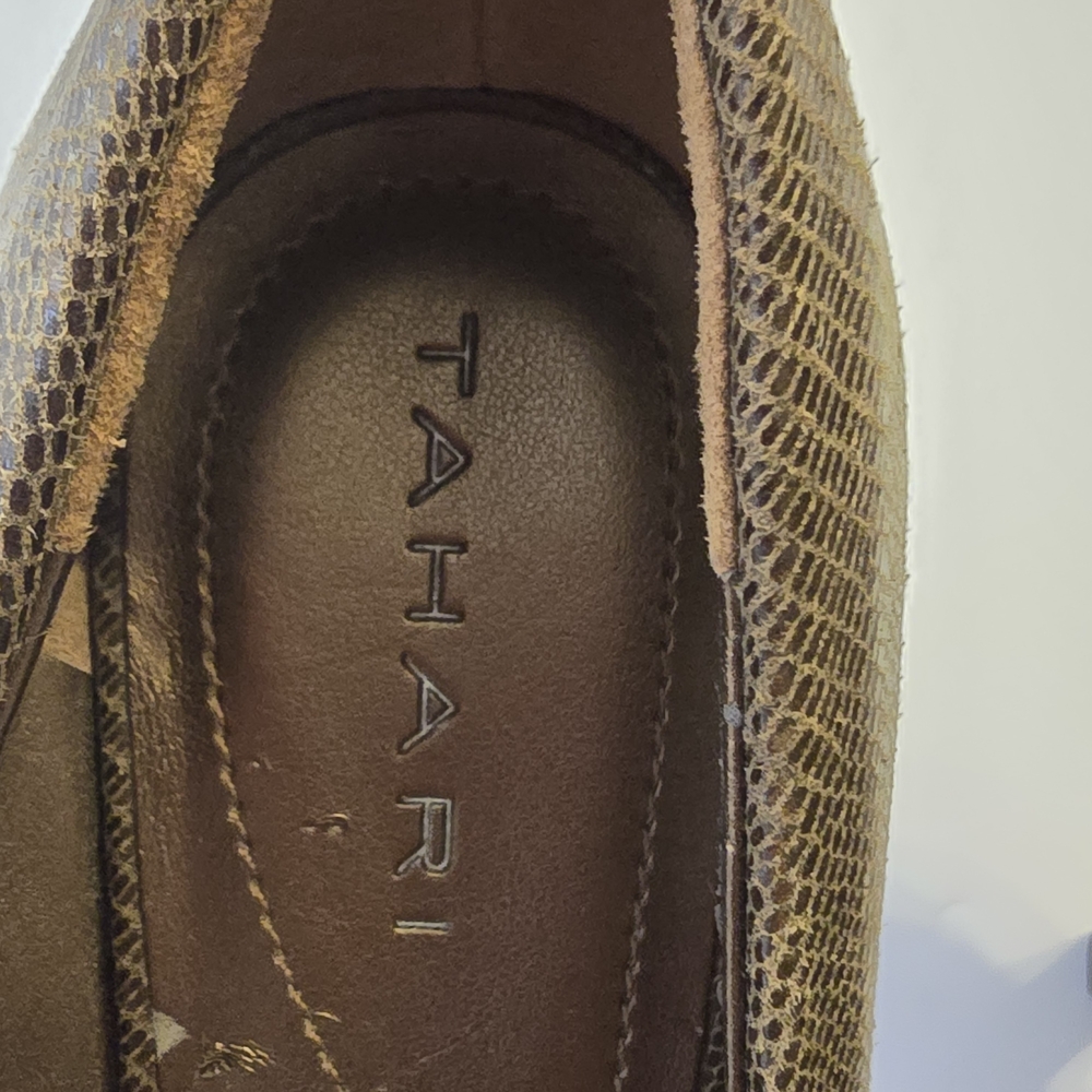 Tahari Olive Colored Heels with Studs Size 8 Baddie Sexy - Picture 3 of 8